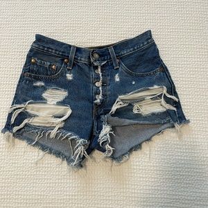Levis distressed Jean shorts